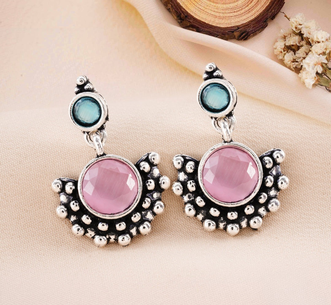 Royal Red Jhumka Box of 12 Earrings with Jaipuri Cut Stoned Bracelet and Shahi Sandesh Patra