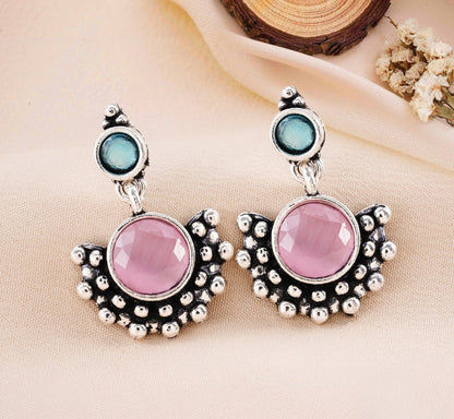 Royal Red Jhumka Box of 12 Earrings with Jaipuri Cut Stoned Bracelet and Shahi Sandesh Patra